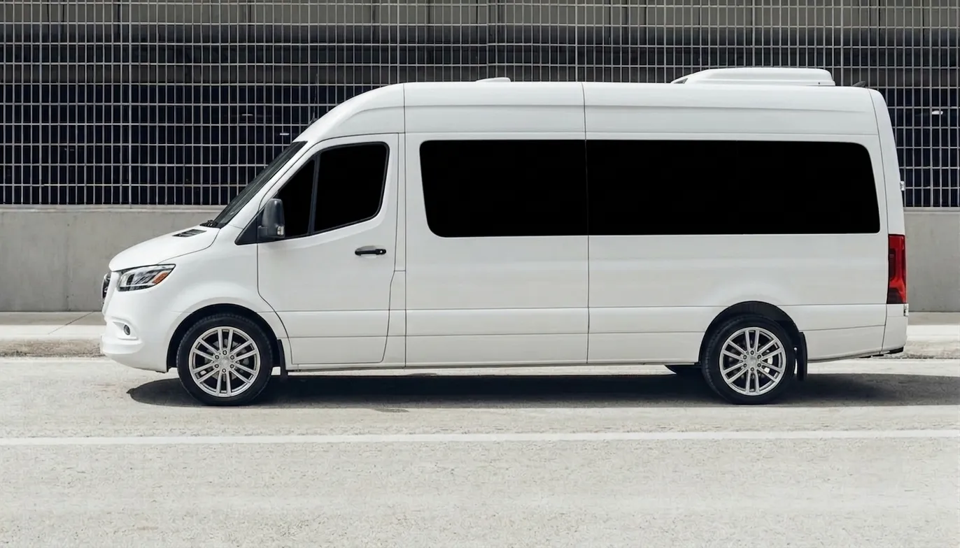 Mercedes-Benz Sprinter Limo side view