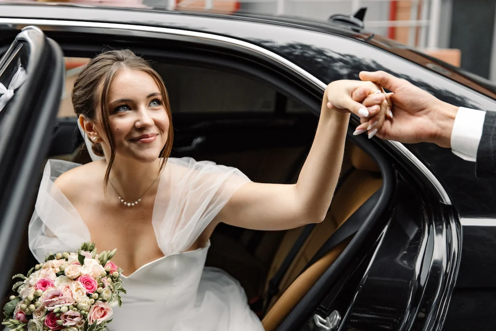 wedding-tarnsportation-gtcs Wedding transportation limo service in Seattle by Galaxy Town Car Service